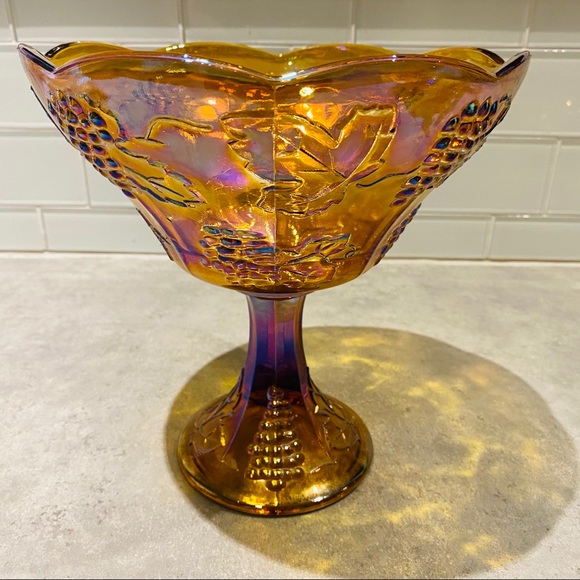 Carnival glass marigold centrepiece glass vase - Picture 4 of 9